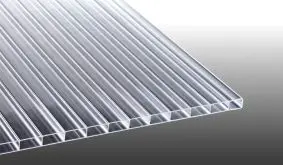 Unsere stark lichtdurchlässige Acryl Stegplatte mit der Stärke 16 mm ist in den Breiten 980 mm und 1200 mm sowie den Längen 1000 mm bis 7000 mm erhältlich.