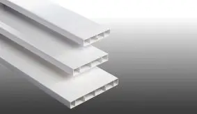 Witterungsbeständig, formstabil und wartungsarm: Die weißen Balkonbretter aus PVC von meinbaustoffversand.de