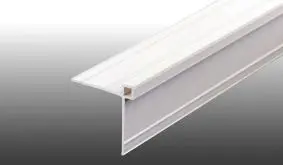 Mit dem 40 x 40 x 3000 mm Hart-PVC Eckprofil verdecken Sie stirnseitige Schnittflächen. Geeignet für 6 mm Kompaktplatten. Wir führen braune, weiße und schwarze Kantprofile.
