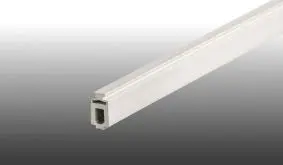 Randdistanzleiste aus widerstandsfähigem PVC für das Universalsystem - Montage von 8 - 10 mm Glas