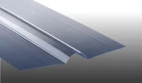 Glasklare 1100 x 180 x 180 mm Firsthaube mit hoher Lichtdurchlässigkeit für Wellplatten aus PVC