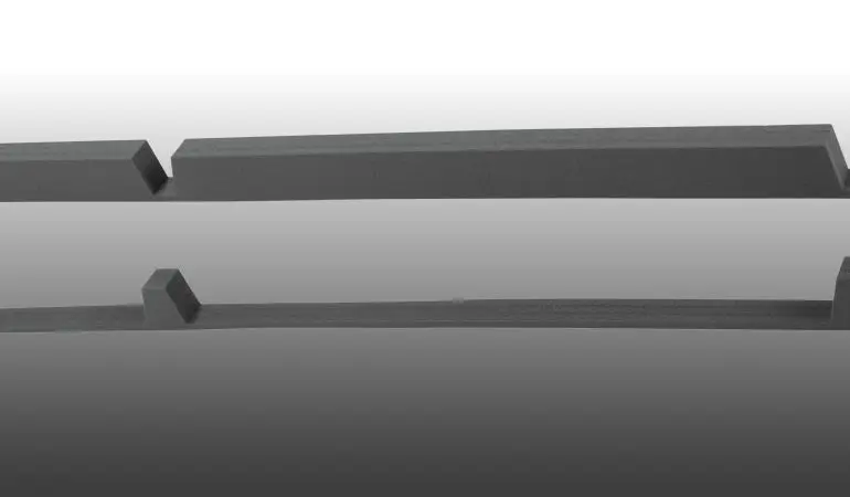 Profilfüller aus Schaumstoff in Anthrazit für 500/33 Profilbleche in First- oder Traufenausführung