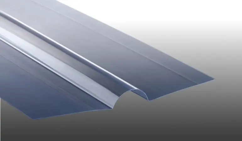 Glasklare 1100 x 180 x 180 mm Firsthaube mit hoher Lichtdurchlässigkeit für Wellplatten aus PVC