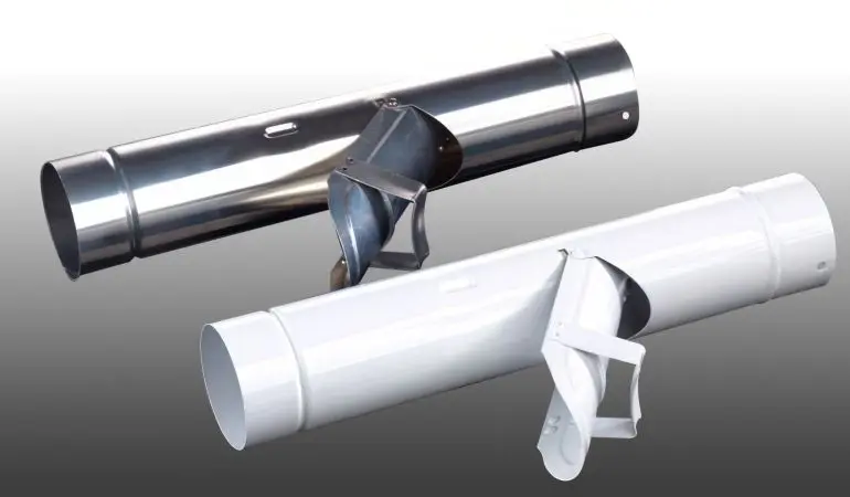 Regenwasserklappe aus Aluminium, mit integriertem Laubfang. Einfach ins Fallrohr montieren und die Regentonne füllt sich von selbst