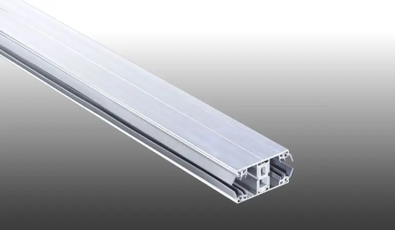 Thermo Aluprofile für wärmedämmende 16 mm Stefünfachgplatten: Durch thermische Trennung ist dieses System besonders für geschützte und geschlossene Wintergärten geeignet.