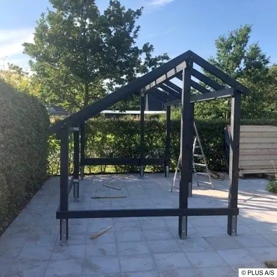 Der Aufbau der tragenden Konstruktion ist abgeschlossen