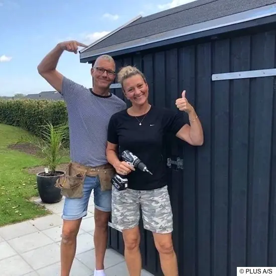 Christina und Henrik freuen sich über ihr gelungenes Werk