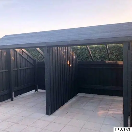 Der Giebel besteht aus vormontierten 18 x 110 mm Dachbrettern