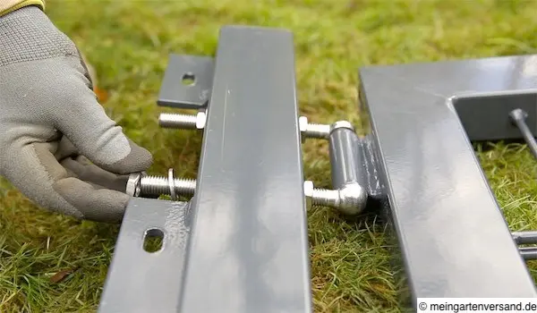 Bänder und Pfosten verbinden