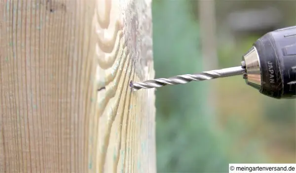 Zaunpfosten vorbohren