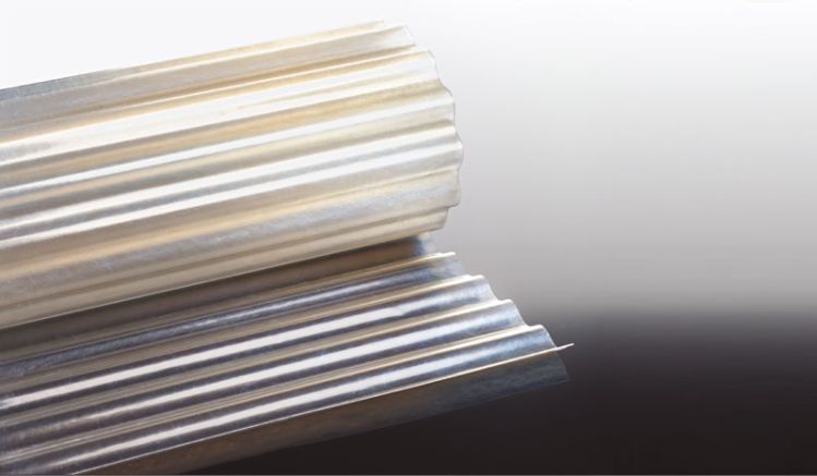 Unsere Lichtwellrolle aus Glasfaserverstärktem Kunststoff (GFK) sind UV-stabilisert, bruchsicher, felxibel unn haben das Profil S 76/18. Sie sind in den Längen 5000 - 35000 mm erhältlich.