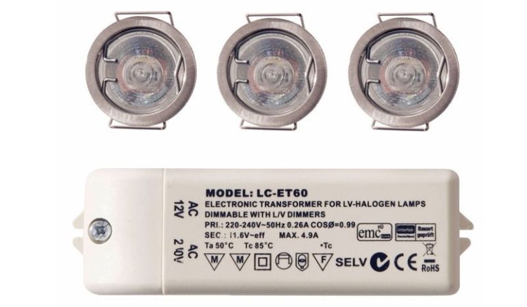 LED-Spotset inklusive drei Strahlern (2 W, 500 mA, 2700 k, 145 lm), 220V-Trafo und 3,5 m Verbindungskabel